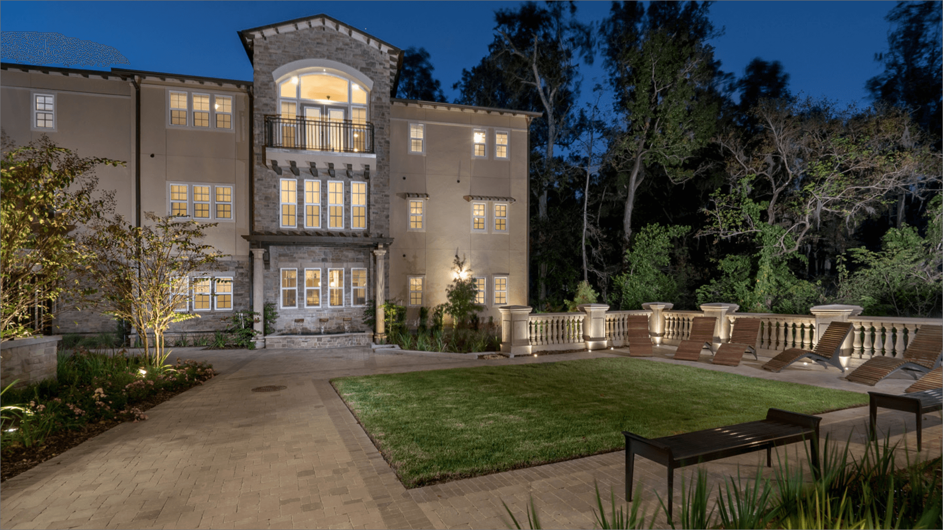 Tuscana Luxury Apartments